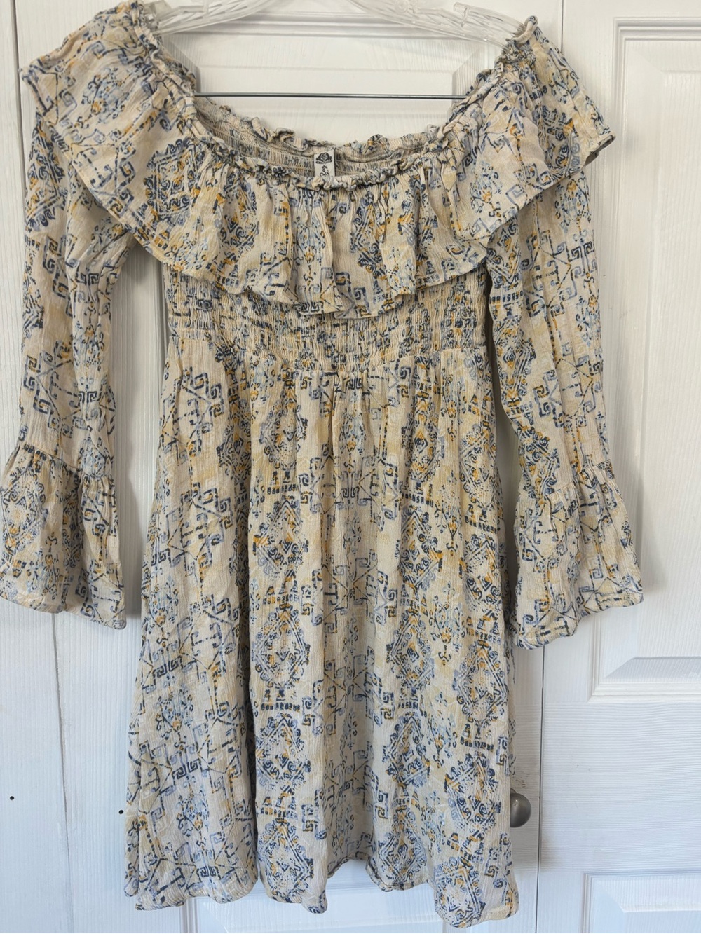 American Rag Off‎ Or On Shoulder Boho Mini Dress Smocked Bell Sleeve Small